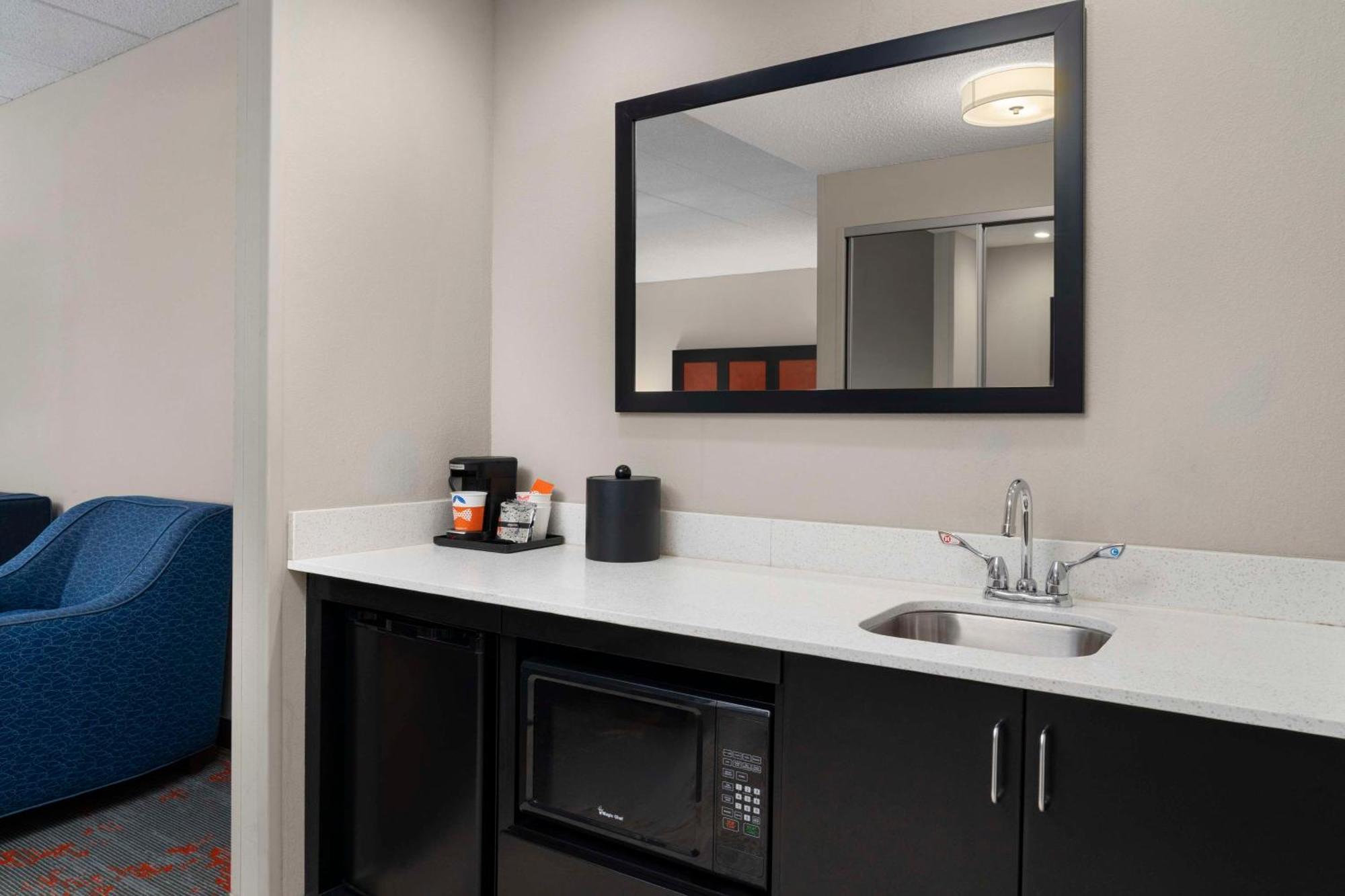 Hampton Inn Stafford / Quantico-Aquia Экстерьер фото